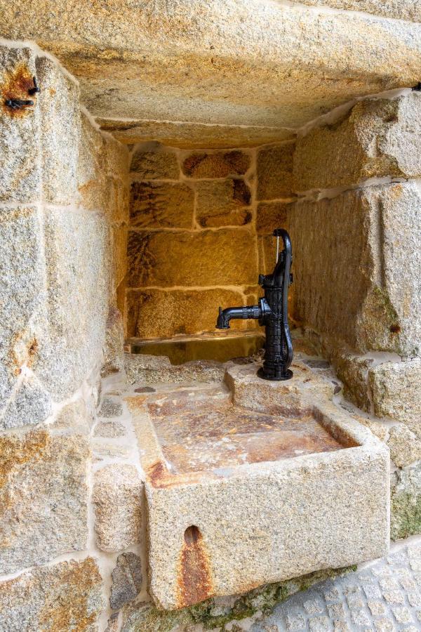 Alojamiento Turistico Caxide Parada De Sil Ribeira Sacra Dış mekan fotoğraf